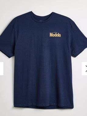 Modelo Cerveza Beer Navy Blue Short Sleeve Tee size small